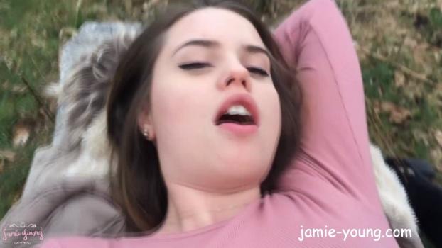 Jamie Young – My first outdoor sex